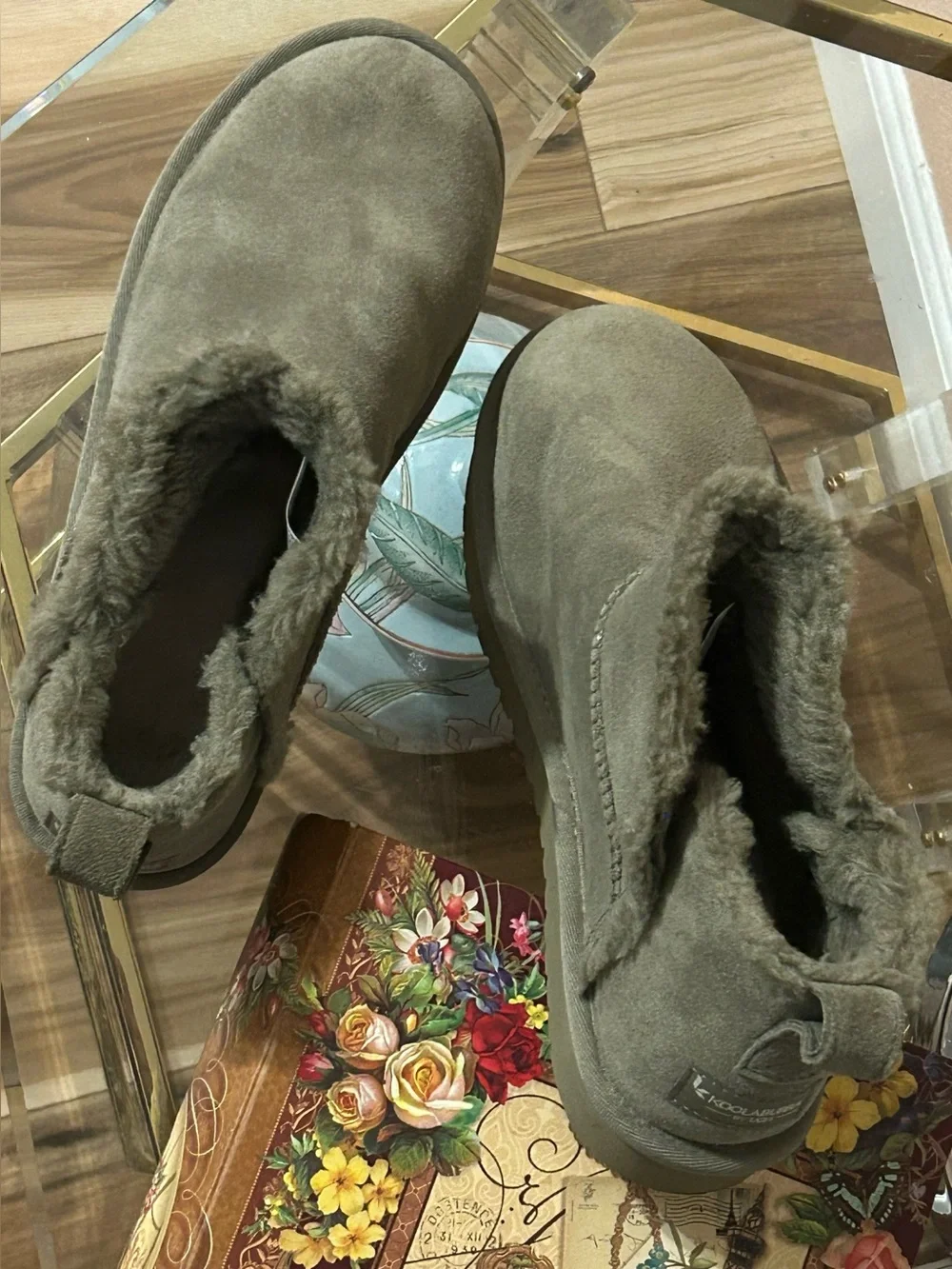 Koolaburra by UGG Mini Short Olive Green Suede Shearling Lined Ankle Booties 8